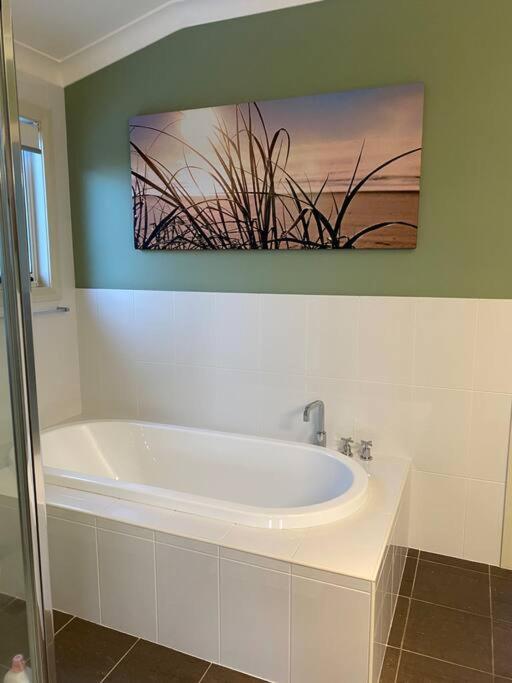 شقة Ocean View Oasis, كوفس هاربور المظهر الخارجي الصورة